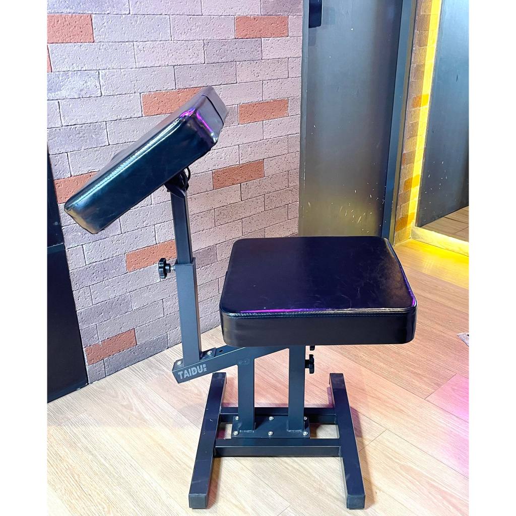 High Quality Tattoo Chair Tattoo Arm Rest Adjustable All in one | SGoons Tattoo Supply High Quality Tattoo Chair Tattoo Arm Rest Adjustable All in one | SGoons Tattoo Supply